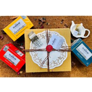 Black Tea Combo-Tea Bag Combo Gift Box by Old Harbor Tea Brown - WP0113