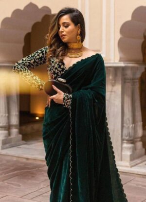 Embroidered Bollywood Velvet Saree  (Dark Green)