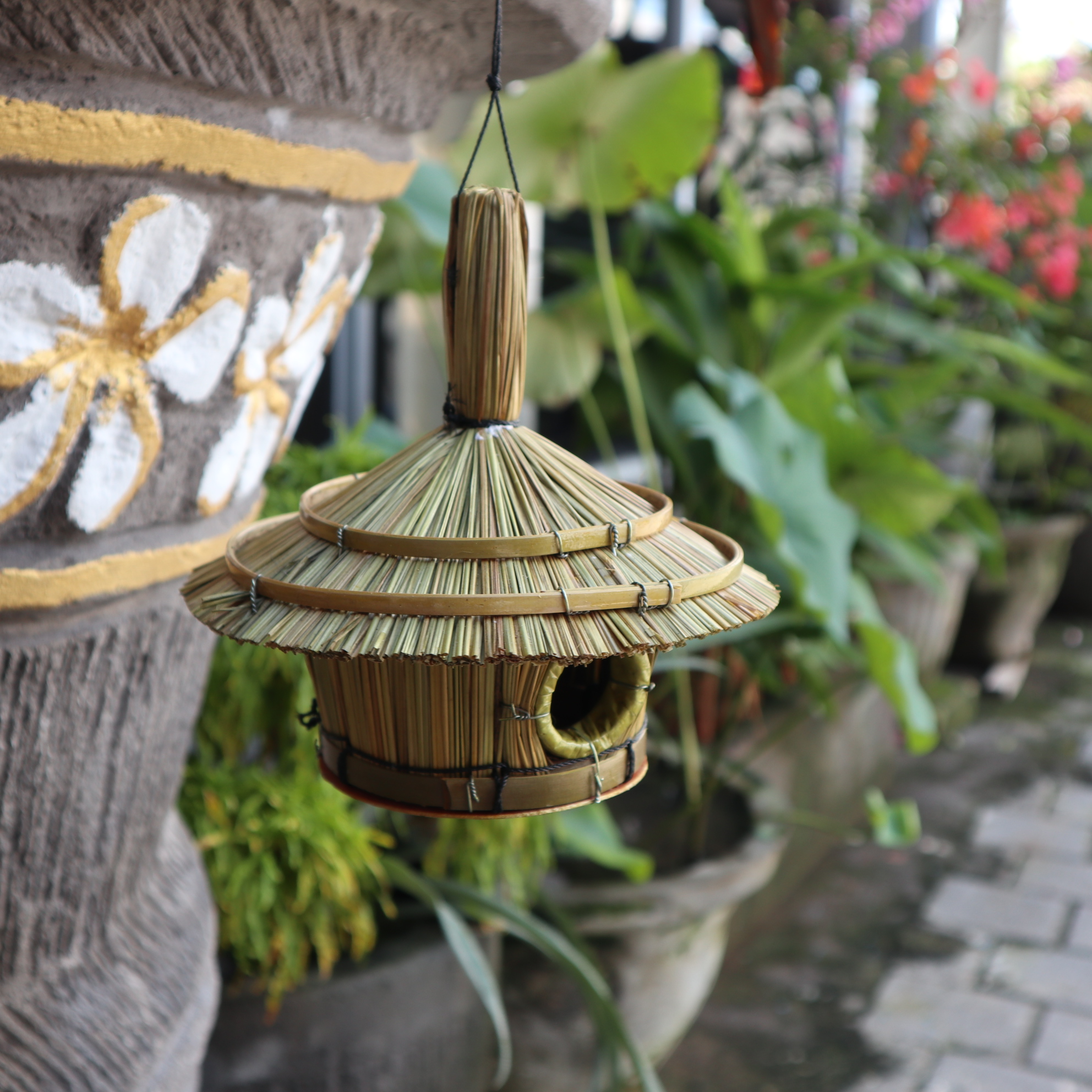 Small Round Seagrass Bird Box 17x17cm - 1 Piece (BirdB-01)