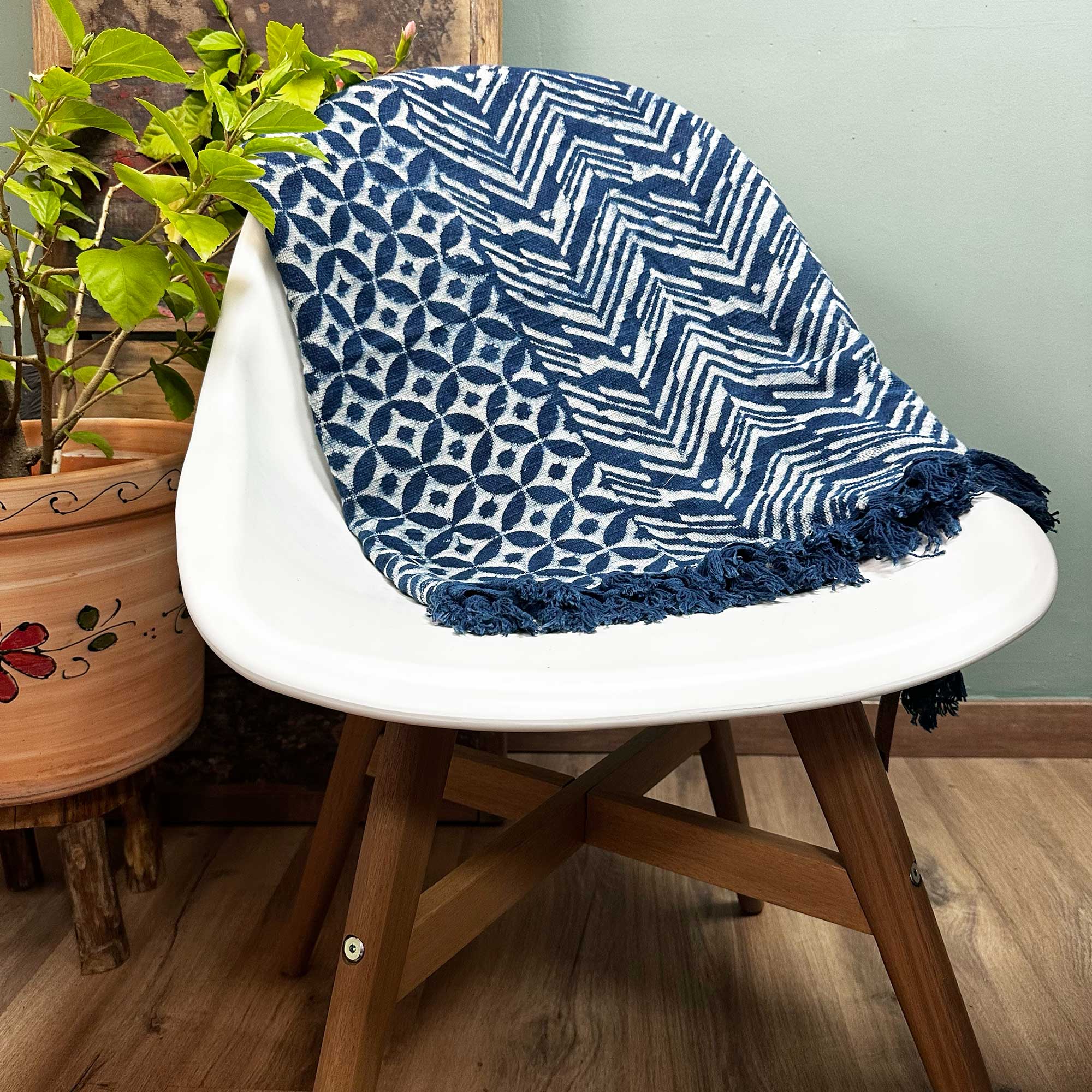Handmade Indigo Throw - 170x120cm - Namoona Waves - 1 Piece (HIT-06)