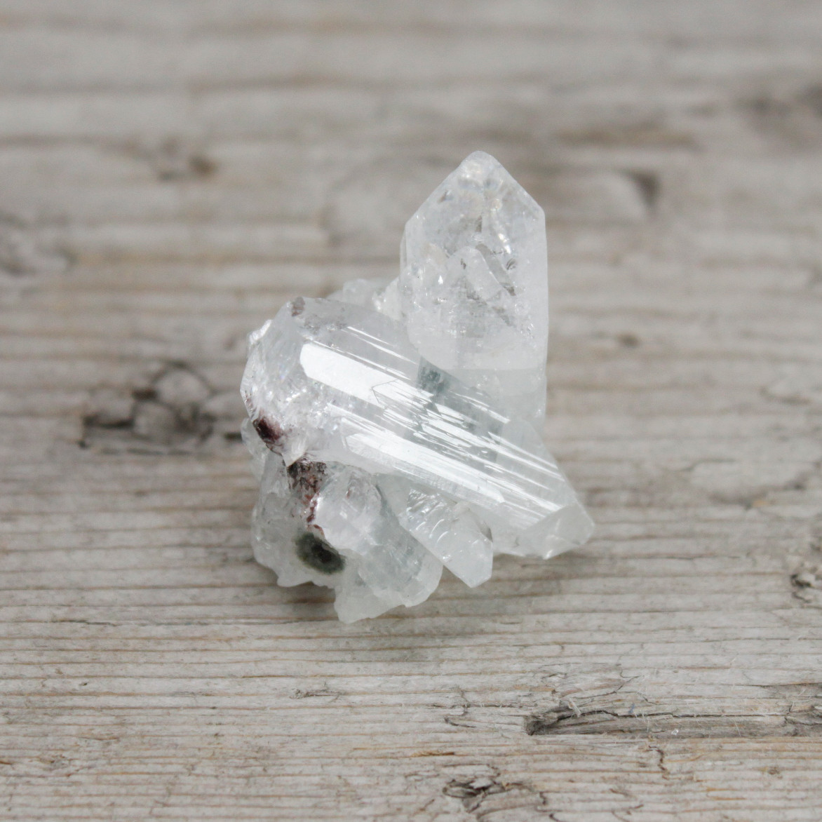 White Appophylite Clusters 20-30mm - 6 Piece (MinSp-01)